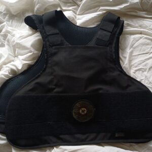 Sort beskyttelsesvest